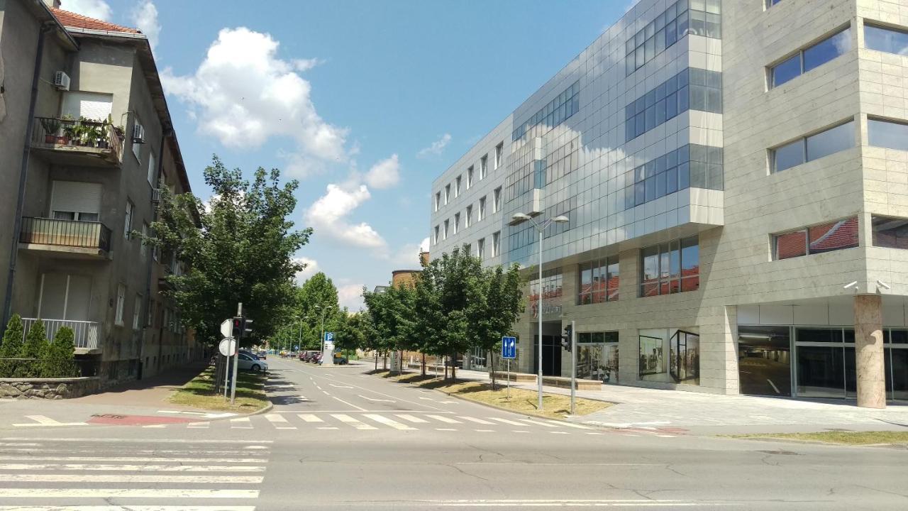 Apartment Osijek-Tvrda Exterior photo